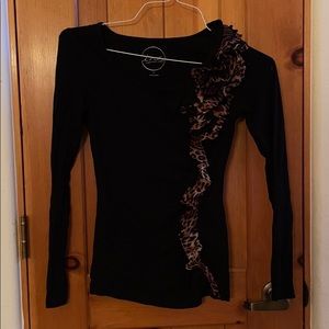 Fitted long sleeve tee